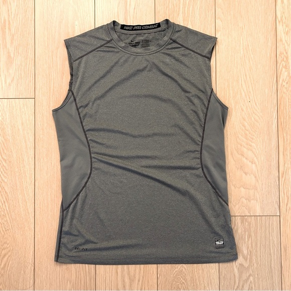 Nike Other - Nike Pro Combat DRI-FIT Fitted Sleeveless Top Size Large